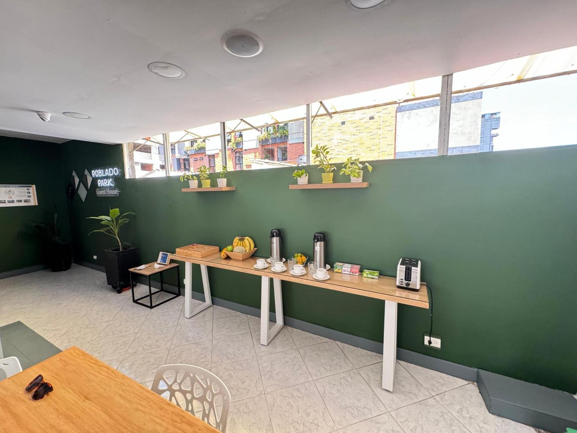 Poblado Park Guest House 麦德林 外观 照片