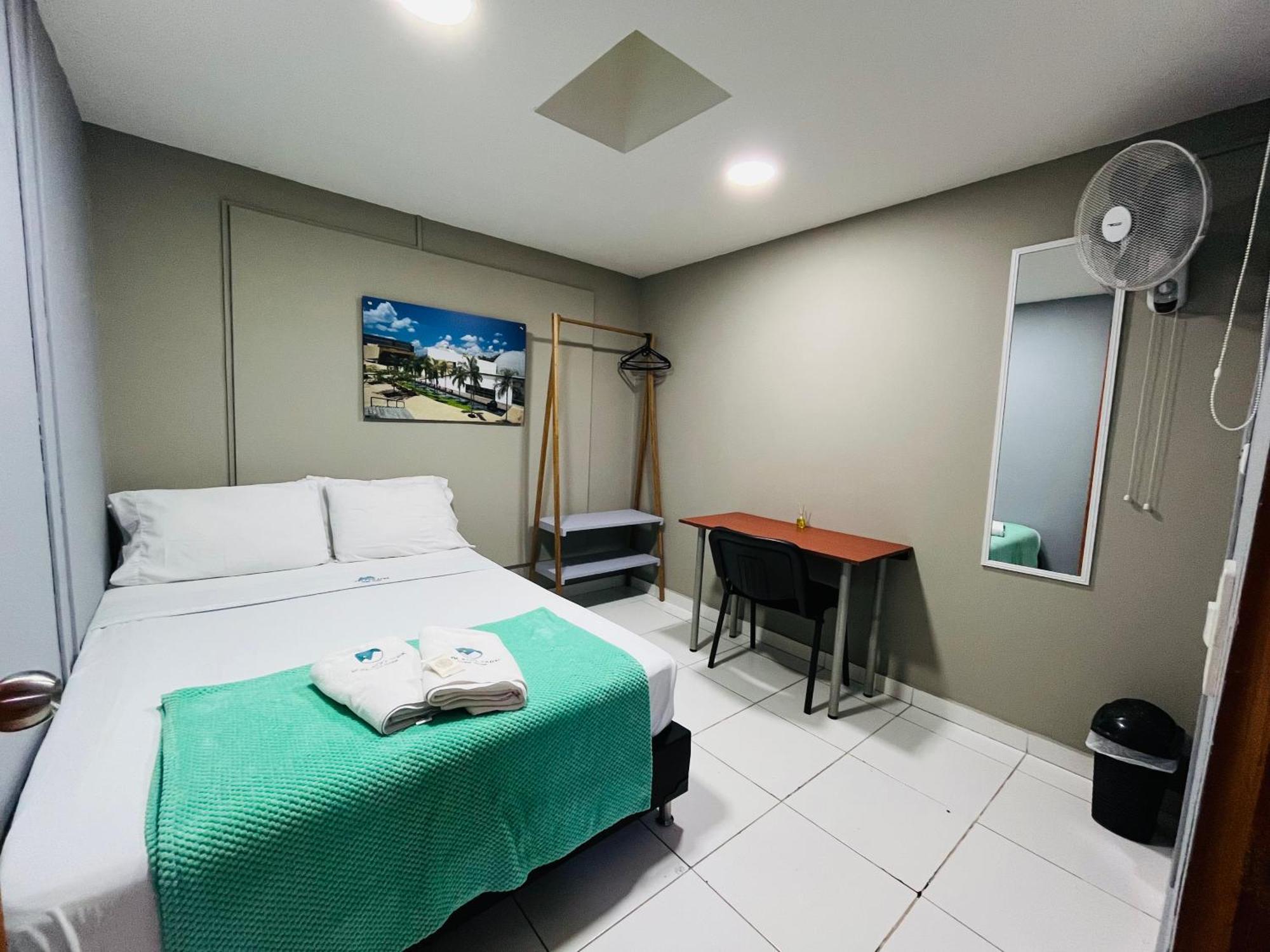 Poblado Park Guest House 麦德林 外观 照片