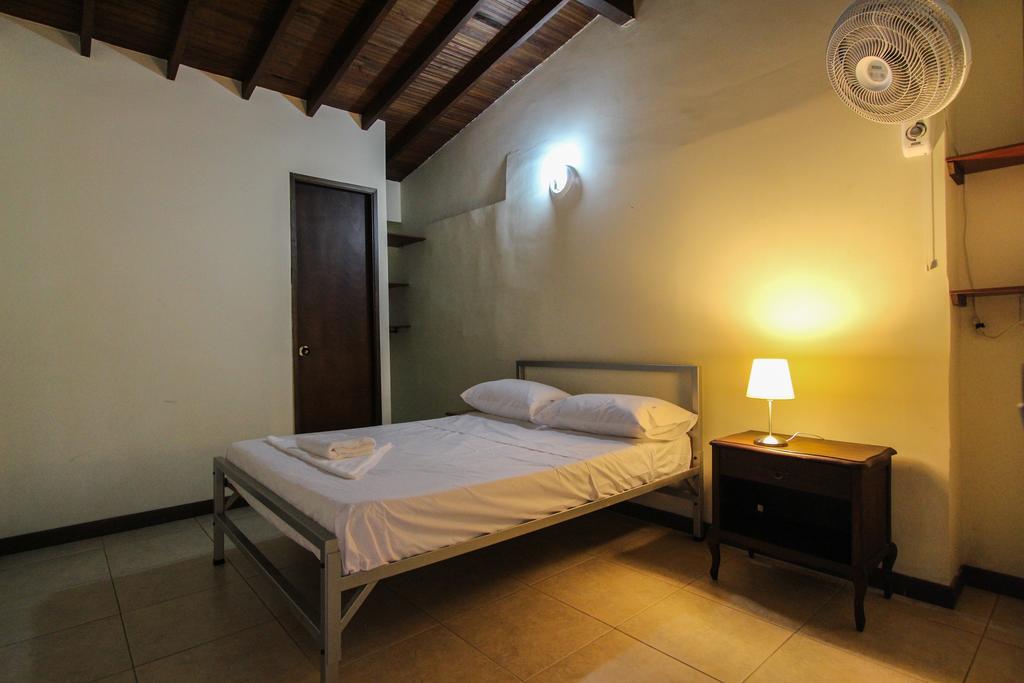 Poblado Park Guest House 麦德林 外观 照片
