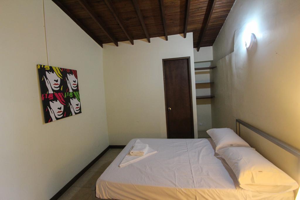 Poblado Park Guest House 麦德林 外观 照片